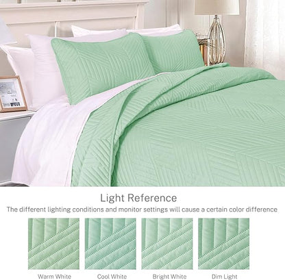 Exclusivo Mezcla Ultrasonic King Quilt Bedding Set, Lightweight Mint Green Bedspreads Soft Modern Geometric Coverlet Set for All Seasons (1 Quilt and 2 Pillow Shams)