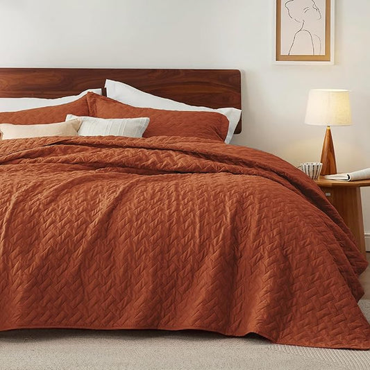 Bedsure Quilts Queen Size - Lightweight Bedspreads Queen Size with Basket Weave Pattern, Soft Quilt Bedding Set, Red Orange Comforter Set Coverlet for All Seasons with 2 Pillow Shams (90" x 96") | Skin-Friendly Soft, All-Season Comfort, Breathable, Lig...