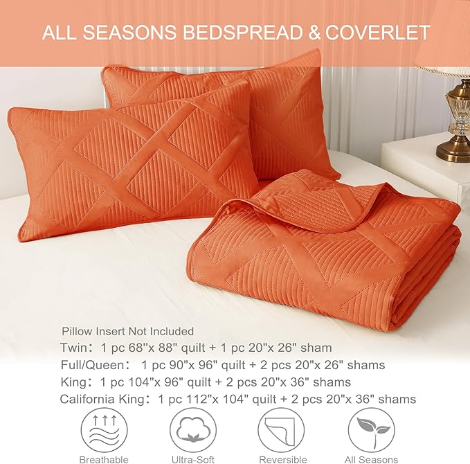 Exclusivo Mezcla Oversized King Quilt Set- Burnt Orange Cal King Quilts Bedding Set with 2 Pillow Shams, Modern Bedspread with Striped Pattern, Soft Lightweight Bedspreads Coverlets for All Seasons