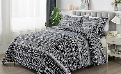 Travan 3-Piece Queen Quilt Set Striped Pattern Microfiber Soft Lightweight Bedding Set with Shams for All Season, Black Strips, Queen Size