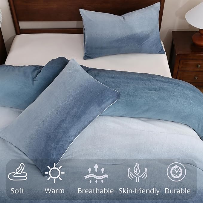 Bedbay Blue Gradient Plush Fleece Comforter Set Queen Size Ultra Soft Velvety Bedding Lightweight Warm Cozy Ombre Quilt Set Reversible Fleece Fluffy Comforter 3 Pcs with 2 Pillowcases