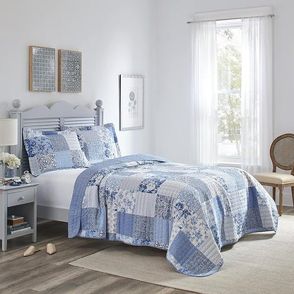 Laura Ashley - King Quilt Set, Reversible Cotton Bedding with Matching Shams, Farmhouse Inspired Home Decor (Paisley Printed Patchwork Blue, King)
