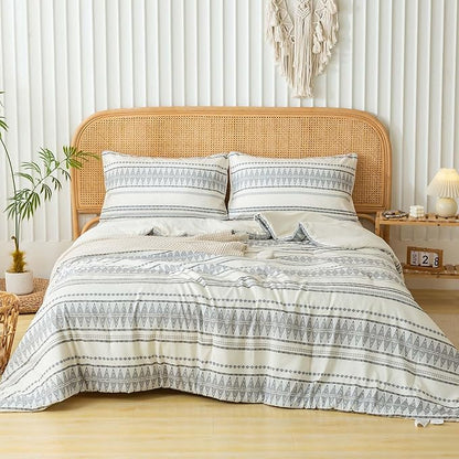 COTTEBED Western Comforter Set Twin Beige Ultra Soft Lightweight Microfiber Bohemian Chic Aztec Comforter 1 Down Comforter Set & 2 Pillowsham for All Season Use,Boho Quilt Set Twin