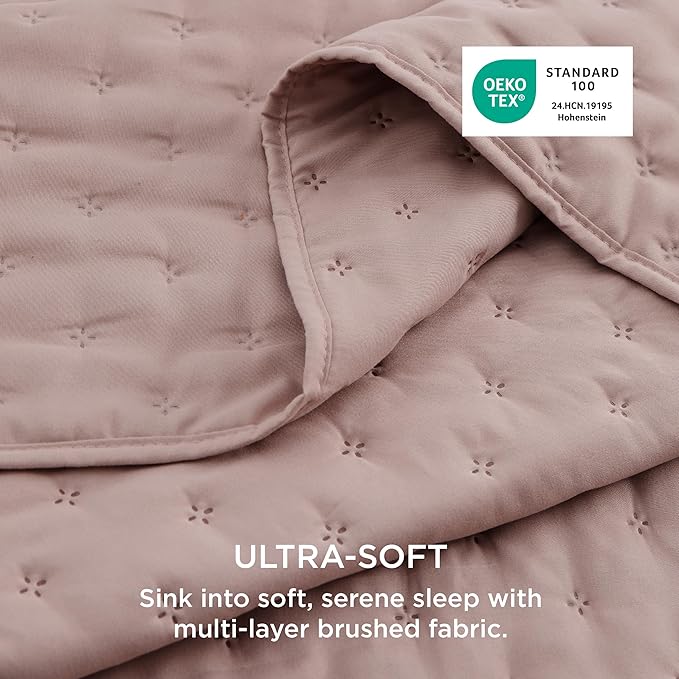 Bedsure King Quilt - Dusty Rose Bedspread King Size & Lightweight Comforter, Country Cottage Coverlet with Clover Pattern, Ultra Soft All-Season Bedding, 106 x 96 Inches | Stitch-Free Quilting, Ultra Soft, Lightweight, Machine Washable, Pet-Friendly