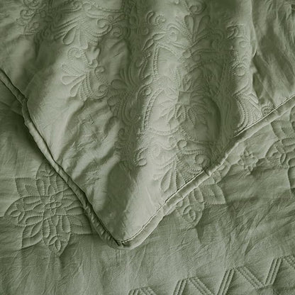 Boho Sage Green Quilt King Size Bedding Sets with Pillow Sham, Bohemian Lightweight Soft Bedspread Coverlet, Farmhouse Floral Vintage Thin Comforter Bed Cover All Season, 3 Pieces, 104x90 inches