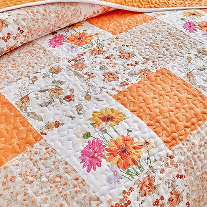 Joyreap 2 Pieces Floral Patchwork Quilt Set Twin, Orange n White Flowers Design, Smooth Soft Microfiber Quilt, Bedspread Bed Cover for All Season- 68x86 inches
