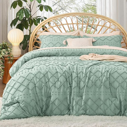 Bedsure King Comforter Set - Sage Green Comforter, Boho Tufted Shabby Chic Bedding for Kids, 3 Pieces Vintage Farmhouse Bed Set for All Seasons, Fluffy Soft Bedding with 2 Pillow Shams