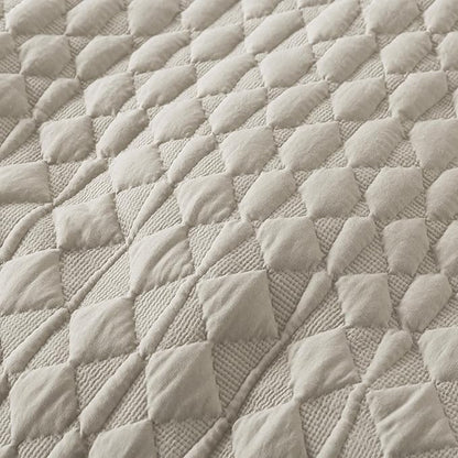 WDCOZY Light Beige Oversized California Cal King Size Quilt Bedding Set with 2 Pillow Shams, Lightweight Soft Bedspread Coverlet Bed Cover for All Season, 3 Pieces, 118x106 inches