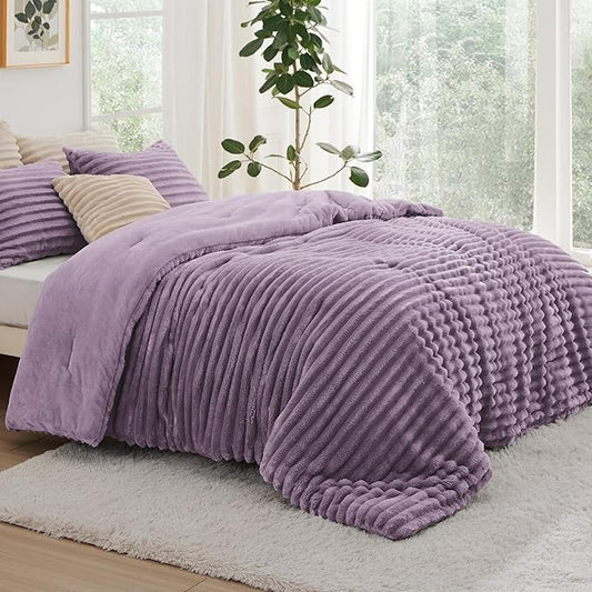 Bedsure King Comforter - GentleSoft™ 3 Pieces Double-Side Fleece Fluffy Lavender Comforter Set, Cozy Striped Room Decor Aesthetic, Luxury King Size Bedding with 2 Pillowcases, 104x90 Inches