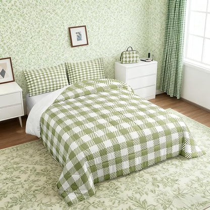 Manfei Green Plaid Comforter Set Buffalo Check Plaid Bedding Set Classic Gingham Pattern Bedding Home Decor Light Green White Scottish Comforter Full Size Quilted Duvet Set with 2 Pillowcase