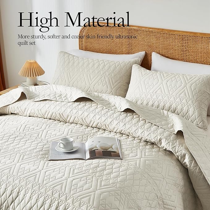 akkialla Twin Quilt Set, Boho Style in a Solid Color, Cream Lightweight Microfiber Bedspread, Soft and Breathable Coverlet for All Seasons, 2-Piece Bedding Set (1 Quilt, 1 Pillow Sham)