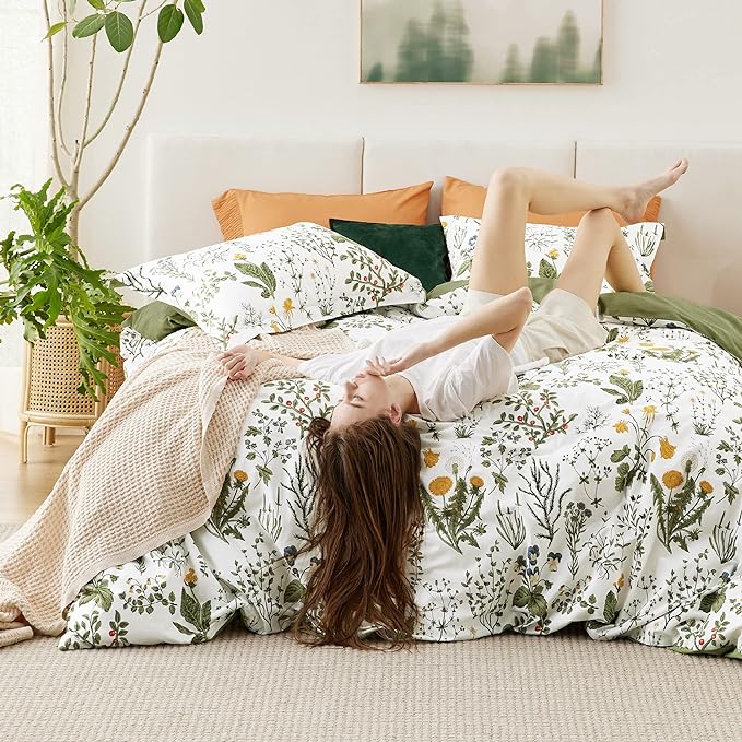 Bedsure Duvet Cover Queen Size - 100% Cotton Reversible Floral Queen Duvet Cover Set with Zipper Closure, 3 Pieces Soft & Breathable PureWoven Green Bedding Set with 2 Pillow Shams 20"x26"