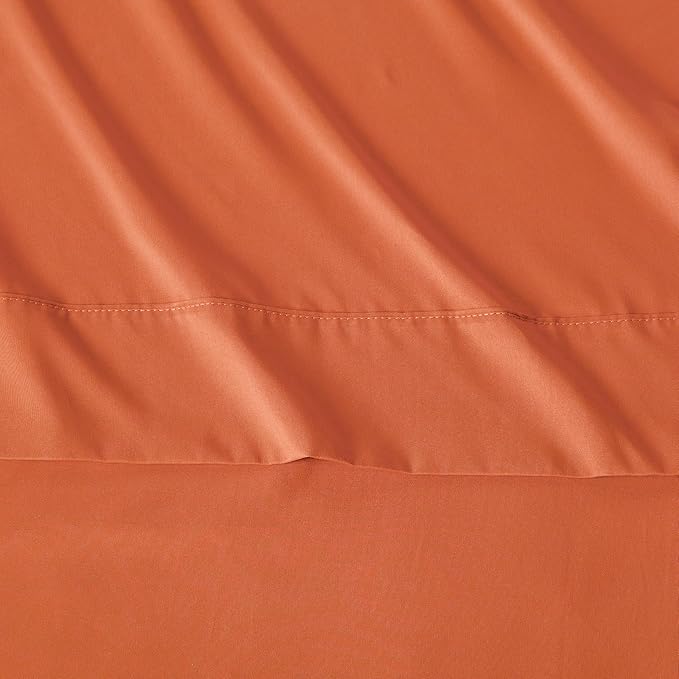 Amazon Basics Lightweight Breathable Microfiber 4-Piece Bed Sheet Set, Brick, Solid, Queen