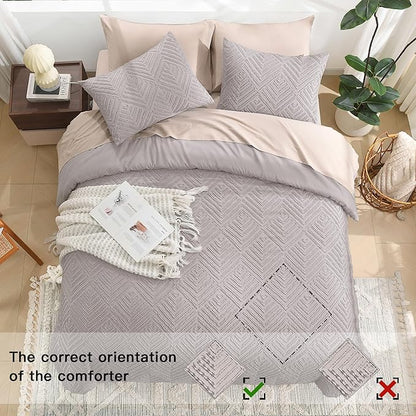 Litanika Queen Comforter Set Milk Coffee, 3 Pieces Cream Tufted Boho Farmhouse Bedding Comforter Sets, Lightweight Fluffy Comforter Bed Set for All Season (90x90In Comforter and 2 Pillowcases)