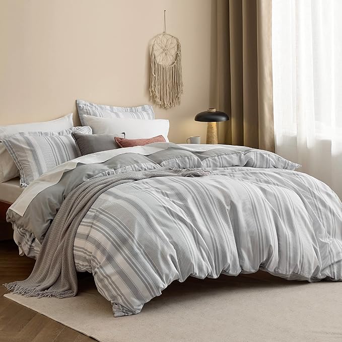 Bedsure Duvet Cover King Size - Striped Reversible Duvet Cover Set with Zipper Closure, 3 Pieces Grey Bedding Set with 8 Corner Ties and 2 Pillow Shams 20"x36"