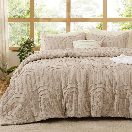 Bedsure Boho Tufted Khaki Twin/Twin XL Comforter, GentleSoft™ 2 Pieces Boho Farmhouse Decor Bedding, Arch Shabby Chic Bedding for All Seasons, 1 Bed Comforter, 1 Pillow Shams, 68x88 Inches