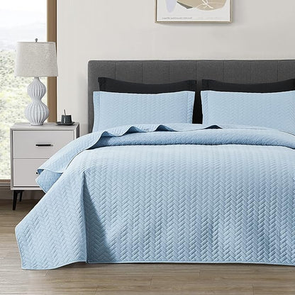 Maple&Stone Quilt Set King Size, Lightweight Light Blue Bedspread Ultrasonic Chevron Pattern Light Coverlet for All Season Comforter Bedding Decor - 3 Piece King Bed Cover Sets