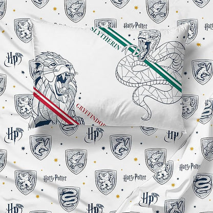 Jay Franco Harry Potter Stand Together 5 Piece Twin Size Bed Set - Includes Comforter & Sheet Set - Super Soft Kids Bedding Fade Resistant Microfiber (Official Harry Potter Product)