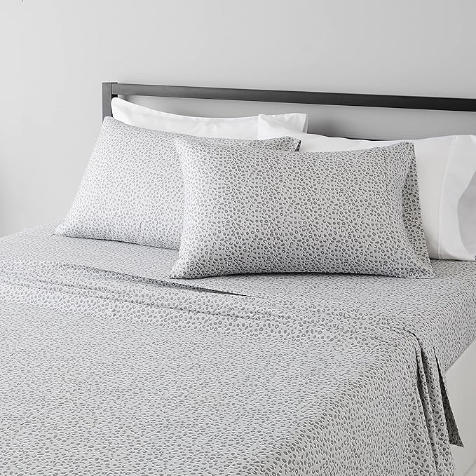 Amazon Basics Lightweight Breathable Microfiber 4 Piece Bed Sheet Set With 14-inch Deep Pockets, Wrinkle Resistant, Machine Washable - King, Grey Cheetah, Printed
