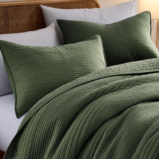 palassio Striped Olive Green 100% Cotton Quilt Twin Size Bedding Sets, Lightweight Crinkly Channel Pick Stitch Textured Bedspread Soft Shabby Chic Farmhouse Country Coverlet for All Season, 1 Sham