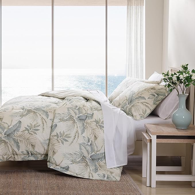 Tommy Bahama - King Comforter Set, Soft Woven Bedding with Matching Pillowcases, Medium Weight for Year Round Comfort, 3 Piece Bed Set (Bakers Bluff Blue)