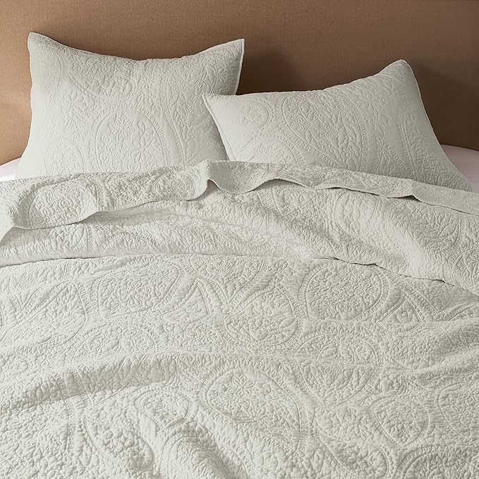 palassio Beige Paisley 100% Cotton Quilt Twin Size Bedding Sets with 1 Pillow Sham, Boho Floral Lightweight Farmhouse Country Vintage Soft Bedspread Shabby Chic Coverlet for All Season, 2 Pieces