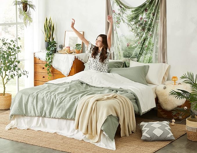Geniospin Queen Comforter Set - 7 Pieces Botanical Textured Sage Green Bedding Sets, Shabby Chic Comforter Set, All Season Lightweight Bed in a Bag with Comforter, Sheets, Pillowcases & Shams