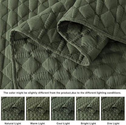 WDCOZY Olive Green Oversized California Cal King Size Quilt Bedding Set with 2 Pillow Shams, Lightweight Soft Bedspread Coverlet Bed Cover for All Season, 3 Pieces, 118x106 inches