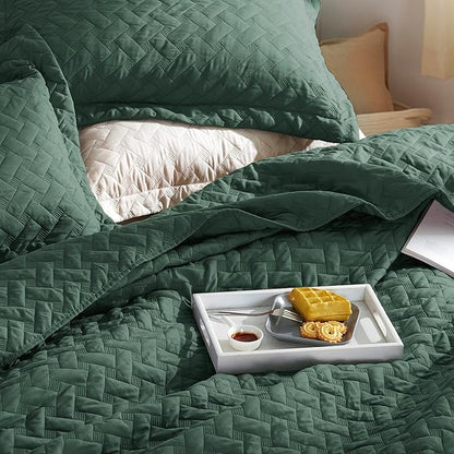 Bedsure Quilts Twin Size - Lightweight Bedspreads Twin Size with Basket Weave Pattern, Soft Quilt Bedding Set, Dark Green Comforter Set Coverlet for All Seasons with 1 Pillow Sham (68" x 86") | Skin-Friendly Soft, All-Season Comfort, Breathable, Lightw...