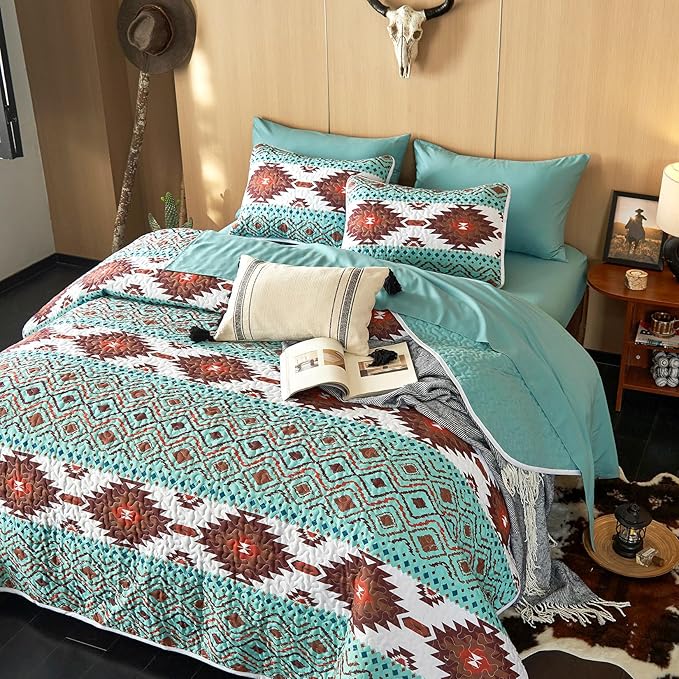 Wake In Cloud - Western Quilt Set, Southwestern Aztec Country Style with Rustic Ranch Vibe, Reversible Lightweight Bedspread Coverlet, 3 Pieces, Turquoise Brown, Queen/Full Size
