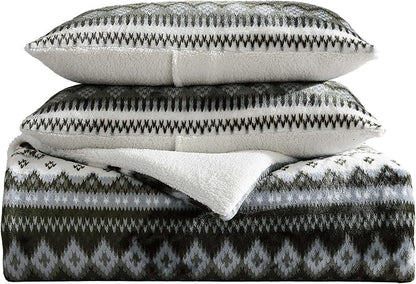 Eddie Bauer - Twin Comforter Set, Reversible Plush Bedding with Matching Sham, Dorm Essentials, Oeko-Tex Certified (Shelton Fair Isle Green)