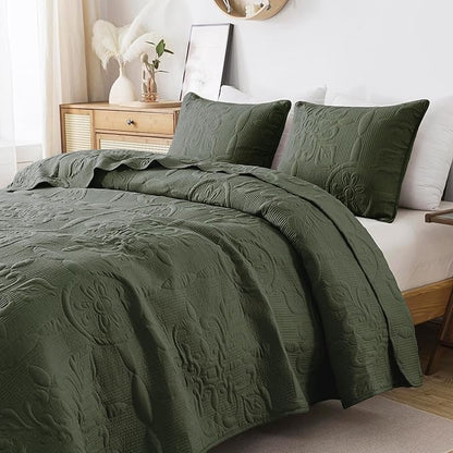 Damask Quilt California Cal King Size Bedding Sets 2 Pillow Shams, Oversized Boho Bedspread Lightweight Soft Farmhouse Vintage Coverlet Jacquard Pattern Bed Cover for All Season, 3 Pieces, Moss Green