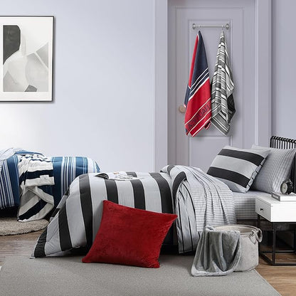 Nautica - Queen Size Sheet Set, Crisp & Tailored Cooling Sheets with a Smooth Cotton Percale Lightweight Feel - Bed Sheets with Matching Pillowcases & Fitted Sheet (Coleridge Stripe Charcoal)