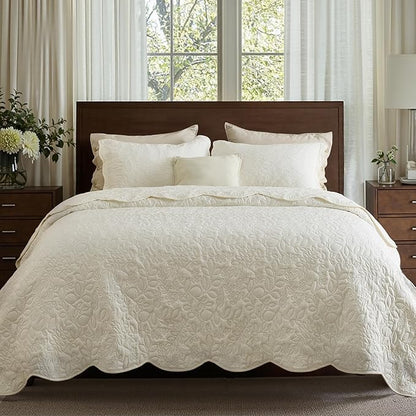 Bedsure Quilt King Size - Ultra Soft Pre-Washed Cloud-Like Bedding, All-Season Lightweight Comforter for Country Bedroom, Leaf Design Coverlet in Cream Yellow, 106 x 96 Inches | Stitch-Free Quilting, Ultra Soft, Lightweight, Machine Washable, Pet-Friendly