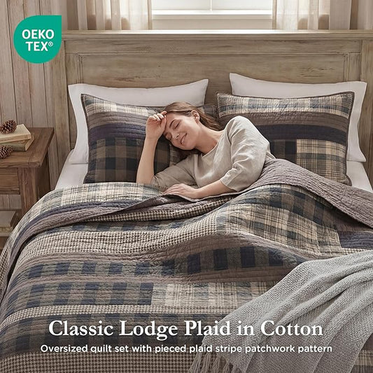 Woolrich Reversible Quilt Set - Cottage Styling Reversed to Solid Color, All Season Lightweight Coverlet, Cozy Bedding Layer, Matching Shams, Oversized King/Cal King, Winter Plains Stripes Taupe