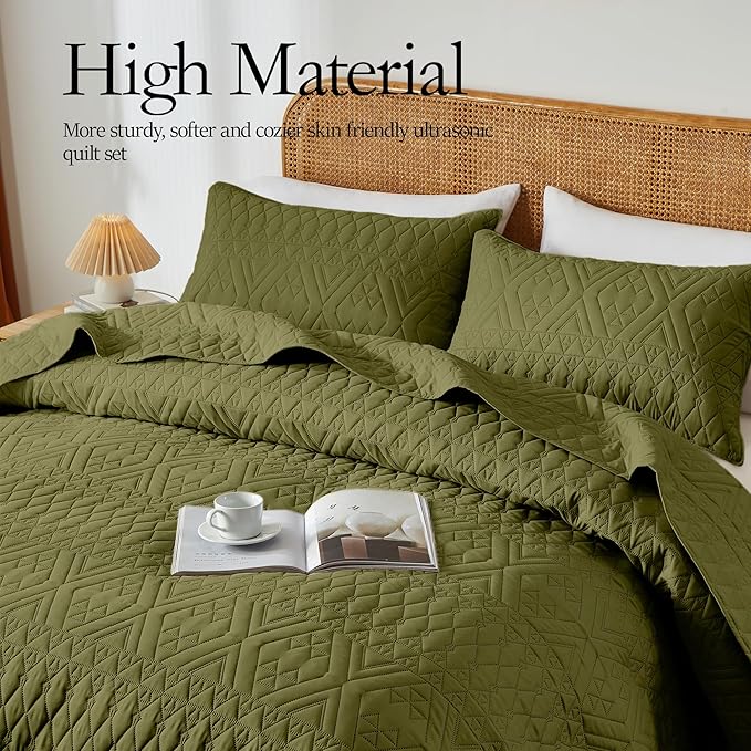 akkialla Full/Queen Size Quilt Bedding Set,Olive Green Lightweight Microfiber Soft Bedspread,Modern Style Geoetric Pattern Coverlet Set for All Seasons,3 Piece(1 Quilt,2 Pillow Shams)