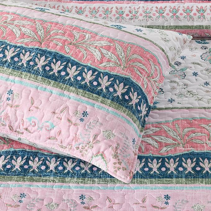 HORIMOTE HOME Boho Style Twin Size Quilt Set Pink Bohemian Floral Strip Quilt Beddding Set, Soft and Lightweight Bedspread for All Season,XL Twin Bed Coverlet with 1 Matching Pillow Sham (2 Pieces)