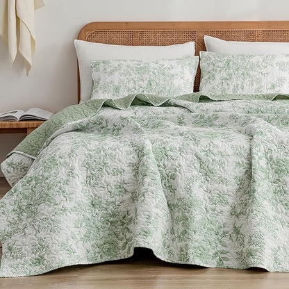 Wonderful Spring Fresh Quilt, Sage Green Floral Bedspread King Size, 3 Piece Cotton Vintage Farmhouse Bedding Set, Machine Washable Lightweight Soft Bed Cover for All Season | breathable material, Hypoallergenic soft
