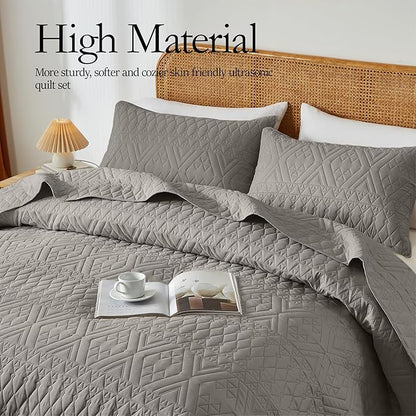 akkialla Twin Size Quilt Bedding Set,Dark Grey Lightweight Microfiber Soft Bedspreads,Modern Style Geoetric Pattern Coverlet Set for All Seasons,2 Piece(1 Quilt,1Pillow Sham)