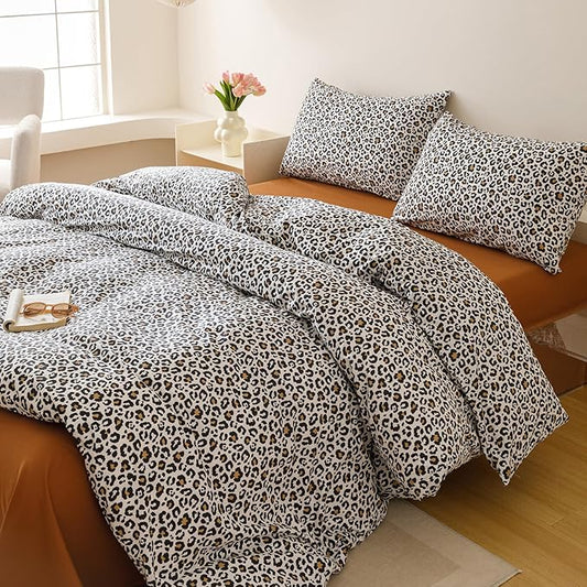 CLOTHKNOW Black Leopard Print Full Size Comforter Sets Cheetah Bedding Sets Black Brown Comforter with 2 x Pillow Cases
