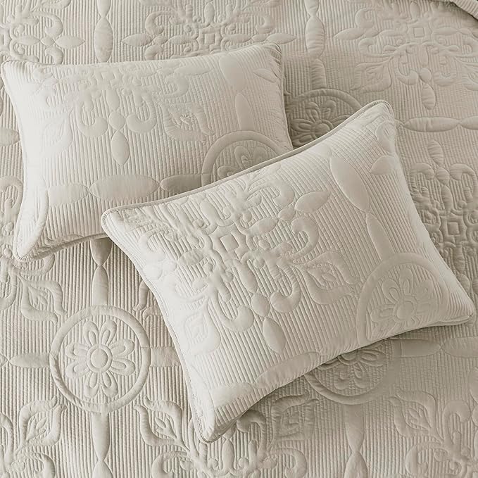 Light Beige Damask Quilt California Cal King Size Bedding Sets with 2 Pillow Shams, Oversized Boho Bedspread Lightweight Soft Farmhouse Vintage Coverlet Jacquard Bed Cover for All Season, 3 Pieces