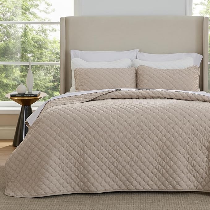 Bedsure Quilts Queen Size - Lightweight Bedspreads Queen Size with Classic Honeycomb Quilting, Soft Quilt Bedding Set, Taupe Comforter Set Coverlet for All Seasons with 2 Pillow Shams (90" x 96") | Skin-Friendly Soft, All-Season Comfort, Breathable, Li...