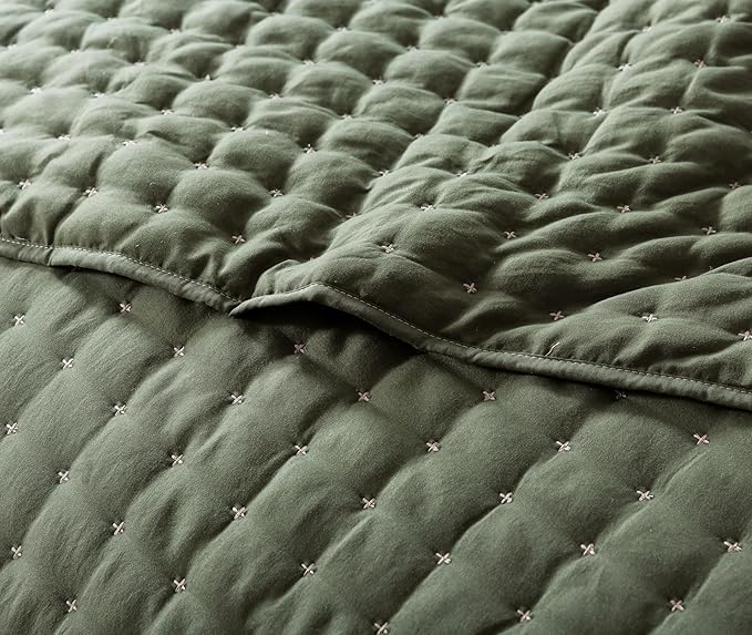 WDCOZY Twin Quit Size Bedding Sets with Pillow Sham, Lightweight Soft Bedspread Coverlet, Quilted Blanket Thin Comforter Bed Cover for All Season, 2 Pieces, 68x90 inches, Moss Green