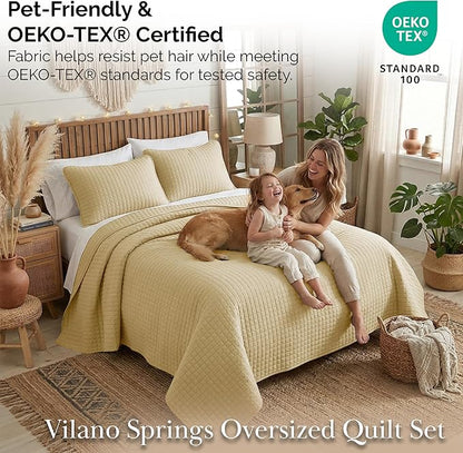 Southshore Fine Living, Inc. King Quilt Bedding Set, Soft, Lightweight Quilt, King Size Coverlet, Stain & Pet Hair Resistant Bedding, Standard or California Size with 2 Pillow Shams, Gold