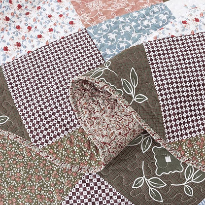 HoneiLife Quilt Set - 3 Piece Microfiber Reversible Bedspreads Patchwork Coverlets Floral Bedding Set All Season- Splicing Mocha Rose,Queen/Full Size