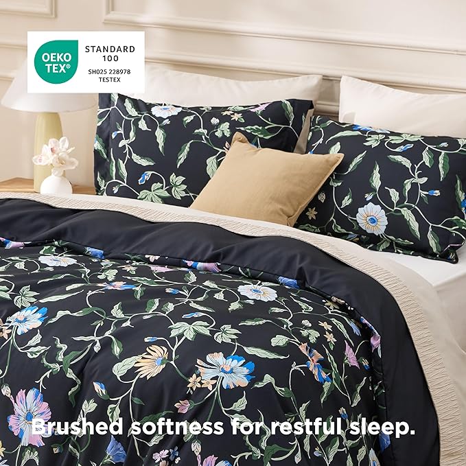 Bedsure Duvet Cover Queen Size - Reversible Black Vine Flowers Duvet Cover Set with Zipper Closure, 3 Pieces Black Bedding Set with 8 Corner Ties and 2 Pillow Shams 20"x26"