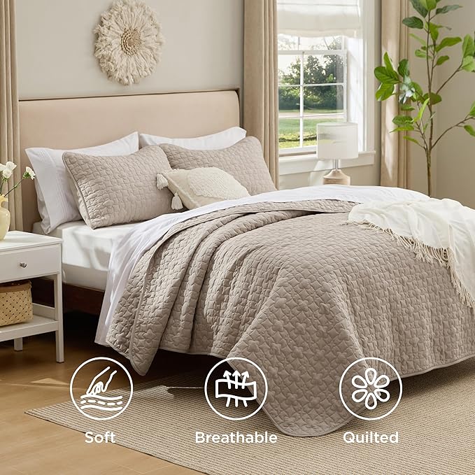 Bedsure Quilts Queen Size - Lightweight Bedspreads Queen Size with Lucky Star Quilting, Soft Quilt Bedding Set, Taupe Comforter Set Coverlet for All Seasons with 2 Pillow Shams (90" x 96") | Skin-Friendly Soft, All-Season Comfort, Breathable, Lightweig...