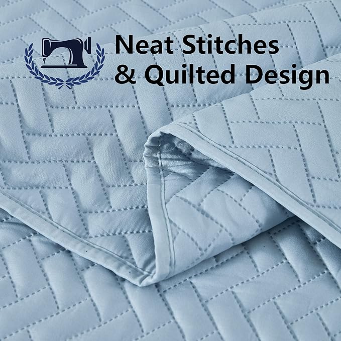 Maple&Stone Quilt Set King Size, Lightweight Light Blue Bedspread Ultrasonic Chevron Pattern Light Coverlet for All Season Comforter Bedding Decor - 3 Piece King Bed Cover Sets