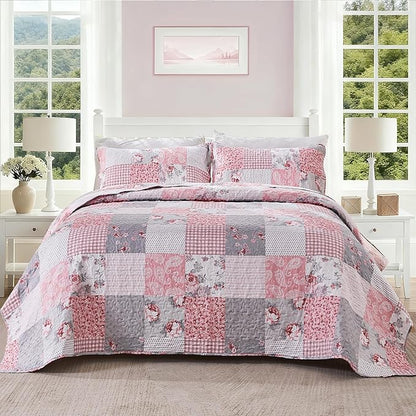 Oversized King Size Pink Grey Floral Quilt Set 128x120 Plaid Patchwork Extra Wide Super King Size Comforter Rversible Quilted Bedspread Coverlet Set 3-Piece Bedding Set Bed Cover with 2 Pillow Shams | Oversized King Quilt, Pink Plaid Quilt Set, 128x120...