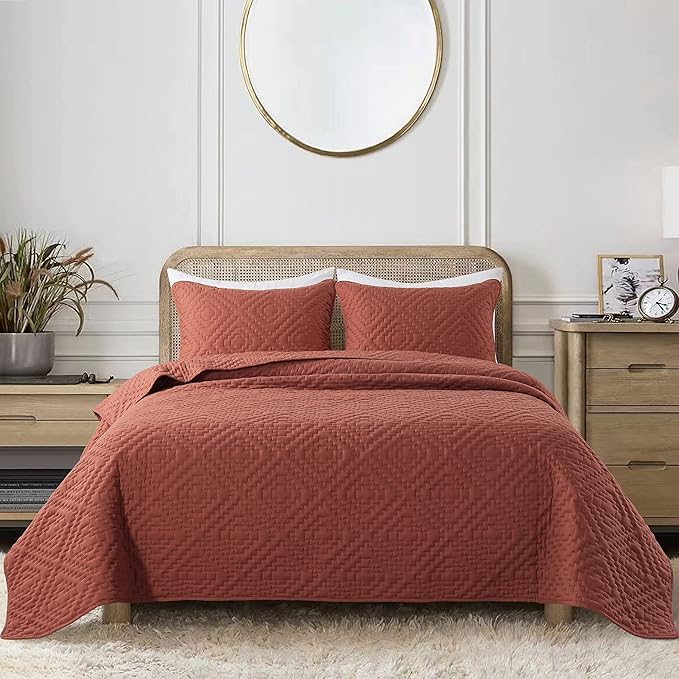 R.SHARE Burnt Orange Queen Size Quilt Bedding Sets with Pillow Shams, Boho Full Lightweight Soft Bedspread Coverlet, Quilted Blanket Thin Comforter Bed Cover for All Season, 3 Pieces, 90x90 inches